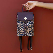 Load image into Gallery viewer, Cheetah Vara Backpack